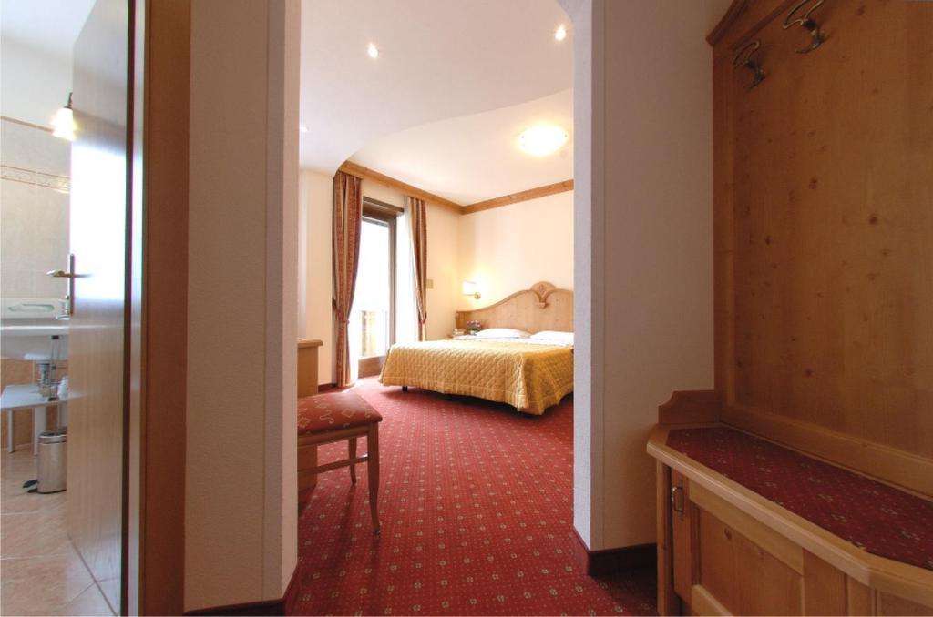 Ariston Lake View Hotel Molveno Cameră foto
