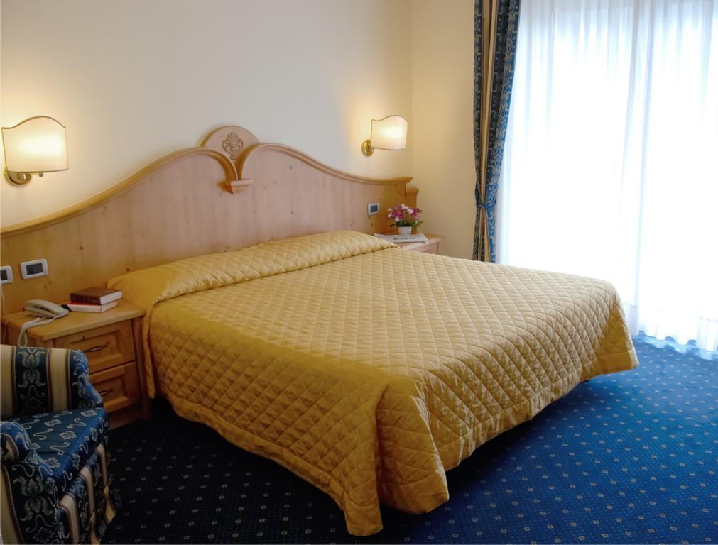 Ariston Lake View Hotel Molveno Exterior foto